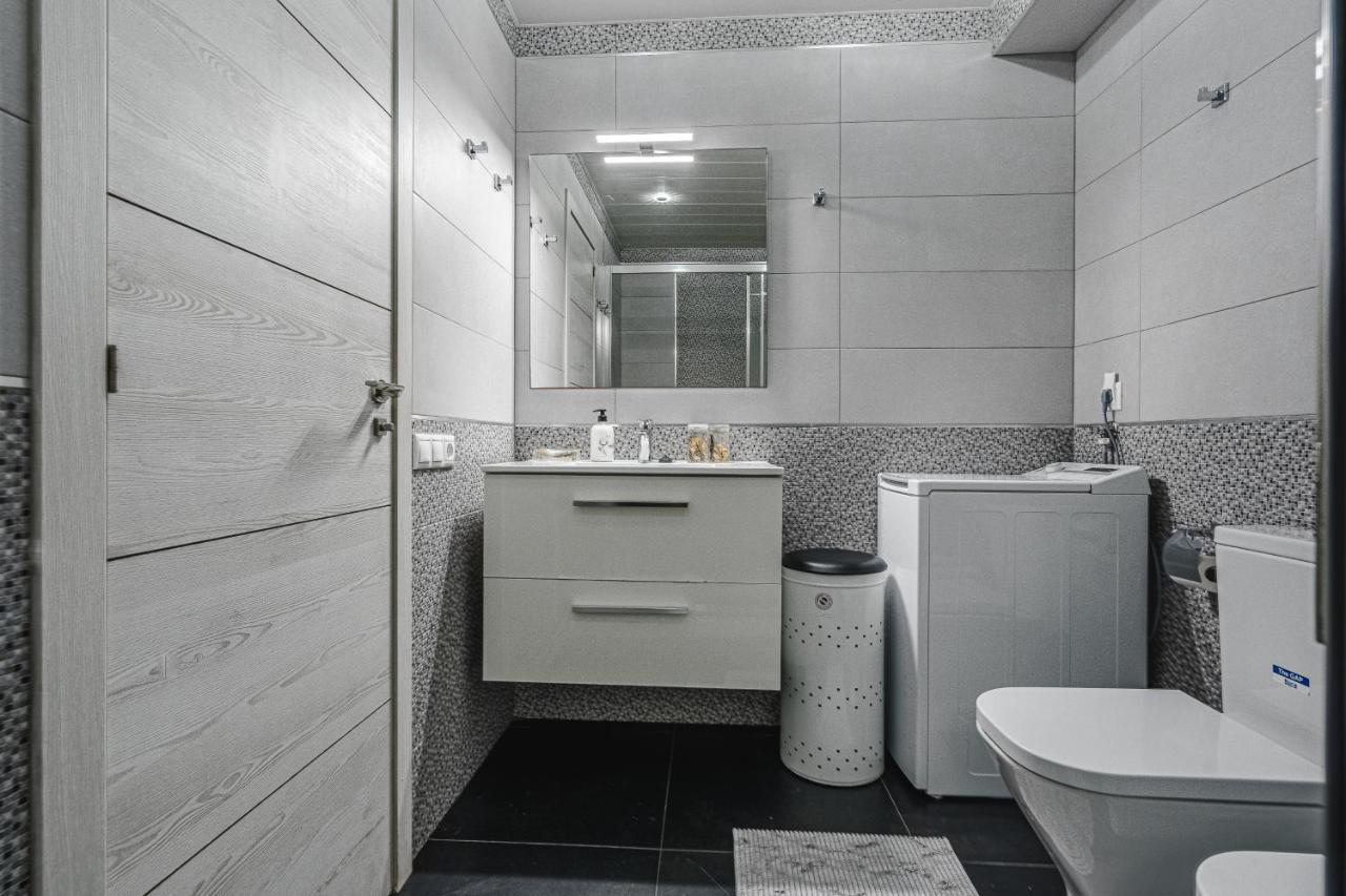 Amazing 3 Bedroom Apartment On The First Line Of The Best Las Americas Beach, Air Conditioner And Terrace Ocean View Playa de las Américas Dış mekan fotoğraf